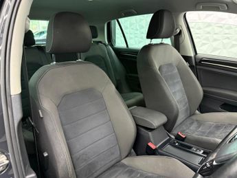 Volkswagen Golf 2.0 TDI BlueMotion Tech GT DSG Euro 5 (s/s) 5dr