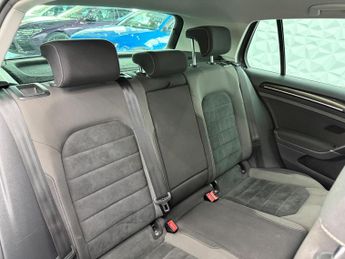 Volkswagen Golf 2.0 TDI BlueMotion Tech GT DSG Euro 5 (s/s) 5dr