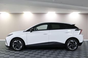 MG MG4 64kWh Trophy Long Range Auto 5dr