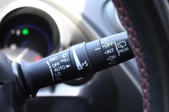 Honda Civic 1.8 i-VTEC Sport Nav 5dr Auto