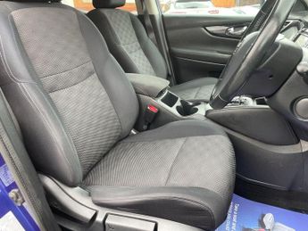 Nissan Qashqai 1.6 dCi n-tec+ SUV 5dr Diesel XTRON 2WD Euro 6 (s/s) (130 ps)