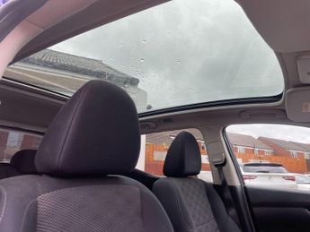 Nissan Qashqai 1.6 dCi n-tec+ SUV 5dr Diesel XTRON 2WD Euro 6 (s/s) (130 ps)