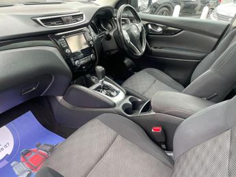 Nissan Qashqai 1.6 dCi n-tec+ SUV 5dr Diesel XTRON 2WD Euro 6 (s/s) (130 ps)