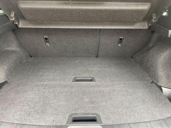 Nissan Qashqai 1.6 dCi n-tec+ SUV 5dr Diesel XTRON 2WD Euro 6 (s/s) (130 ps)