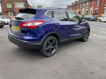 Nissan Qashqai 1.6 dCi n-tec+ SUV 5dr Diesel XTRON 2WD Euro 6 (s/s) (130 ps)