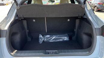 Lexus LBX 1.5 VVT-iE Premium Plus E-CVT Euro 6 (s/s) 5dr