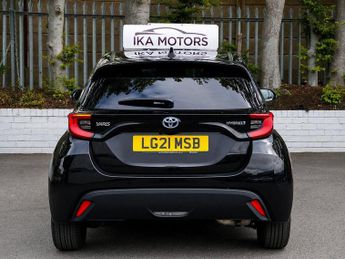 Toyota Yaris 1.5 VVT-h Design E-CVT Euro 6 (s/s) 5dr