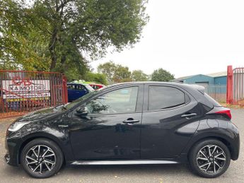 Toyota Yaris 1.5 VVT-h Design E-CVT Euro 6 (s/s) 5dr