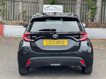 Toyota Yaris 1.5 VVT-h Design E-CVT Euro 6 (s/s) 5dr