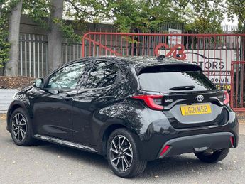 Toyota Yaris 1.5 VVT-h Design E-CVT Euro 6 (s/s) 5dr