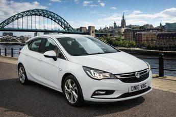 Vauxhall Astra 1.4i Turbo SRi Nav Euro 6 5dr