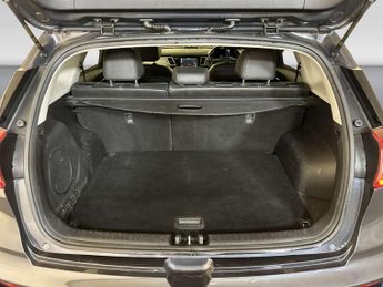 Kia Niro 64kWh First Edition SUV 5dr Electric Auto (201 bhp)