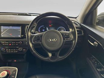 Kia Niro 64kWh First Edition SUV 5dr Electric Auto (201 bhp)