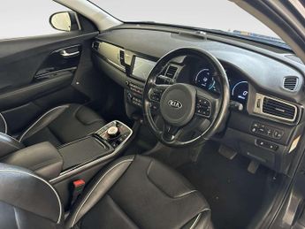 Kia Niro 64kWh First Edition SUV 5dr Electric Auto (201 bhp)
