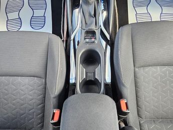 Toyota Corolla 1.8 VVT-h Icon Tech CVT Euro 6 (s/s) 5dr