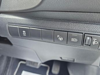Toyota Corolla 1.8 VVT-h Icon Tech CVT Euro 6 (s/s) 5dr