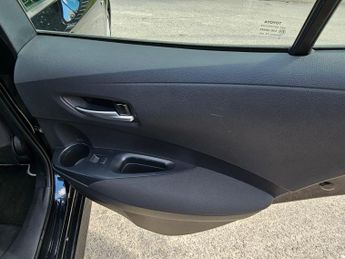 Toyota Corolla 1.8 VVT-h Icon Tech CVT Euro 6 (s/s) 5dr