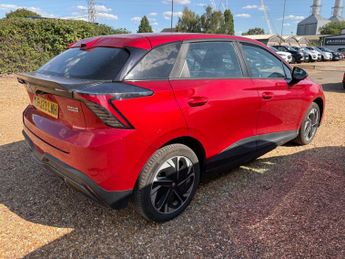 MG MG4 64kWh SE Long Range Auto 5dr