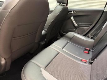 Peugeot 2008 1.2 PureTech Allure Premium EAT Euro 6 (s/s) 5dr