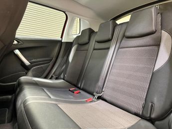 Peugeot 2008 1.2 PureTech Allure Premium EAT Euro 6 (s/s) 5dr