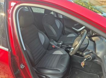 Peugeot 2008 1.2 PureTech Allure Premium EAT Euro 6 (s/s) 5dr