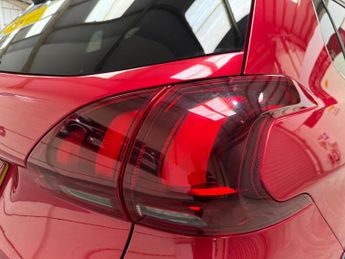 Peugeot 2008 1.2 PureTech Allure Premium EAT Euro 6 (s/s) 5dr