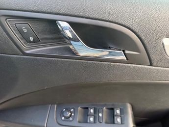 Skoda Superb 2.0 TDI Elegance DSG Euro 5 (s/s) 5dr