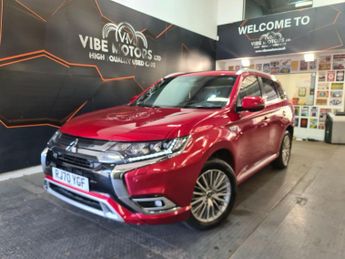 Mitsubishi Outlander 2.4h TwinMotor 13.8kWh Exceed Safety CVT 4WD Euro 6 (s/s) 5dr