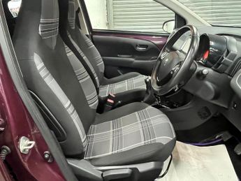 Peugeot 108 1.2 PureTech Allure Euro 6 5dr