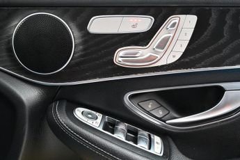 MERCEDES-BENZ GLC 2.1 GLC220d AMG Line (Premium) SUV 5dr Diesel G-Tronic 4MATIC Eu