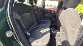 MINI Hatch 1.5 Cooper Auto Euro 6 (s/s) 5dr
