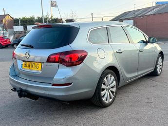 Vauxhall Astra 1.4T 16V SE Sports Tourer Euro 5 5dr