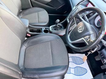 Vauxhall Astra 1.4T 16V SE Sports Tourer Euro 5 5dr