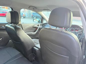 Vauxhall Astra 1.4T 16V SE Sports Tourer Euro 5 5dr