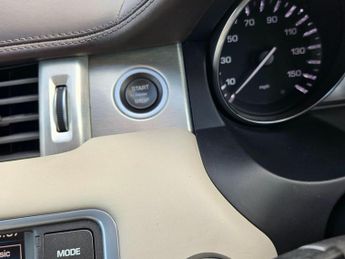 Land Rover Range Rover Evoque 2.2 SD4 Prestige Auto 4WD Euro 5 (s/s) 5dr