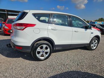 Ford Kuga 2.0 TDCi EcoBlue Zetec AWD Euro 6 (s/s) 5dr