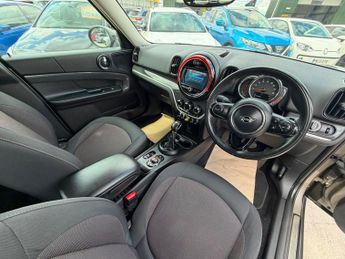 MINI Countryman 1.5 7.6kWh Cooper SE Classic Auto ALL4 Euro 6 (s/s) 5dr