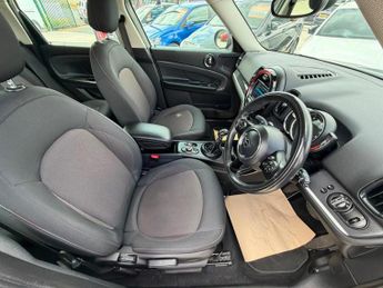 MINI Countryman 1.5 7.6kWh Cooper SE Classic Auto ALL4 Euro 6 (s/s) 5dr
