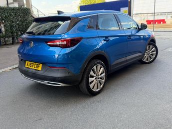 Vauxhall Grandland X 1.2 Turbo Elite Nav Auto Euro 6 (s/s) 5dr