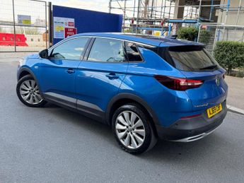 Vauxhall Grandland X 1.2 Turbo Elite Nav Auto Euro 6 (s/s) 5dr
