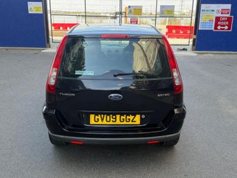 Ford Fusion 1.6 Zetec 5dr