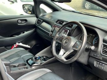 Nissan Leaf 40kWh Tekna Auto 5dr