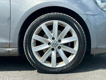 Volkswagen Golf 2.0 TDI BlueMotion Tech GT Euro 5 (s/s) 5dr