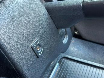 Volkswagen Golf 2.0 TDI BlueMotion Tech GT Euro 5 (s/s) 5dr