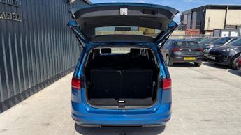 Volkswagen Touran 1.6 TDI BlueMotion Tech SE DSG Euro 6 (s/s) 5dr