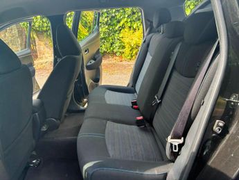 Nissan Leaf 39kWh Acenta Auto 5dr