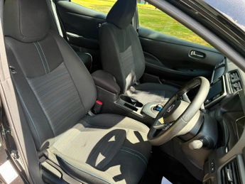 Nissan Leaf 39kWh Acenta Auto 5dr
