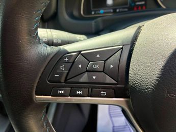 Nissan Leaf 39kWh Acenta Auto 5dr