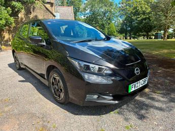 Nissan Leaf 39kWh Acenta Auto 5dr