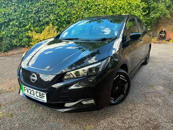 Nissan Leaf 39kWh Acenta Auto 5dr